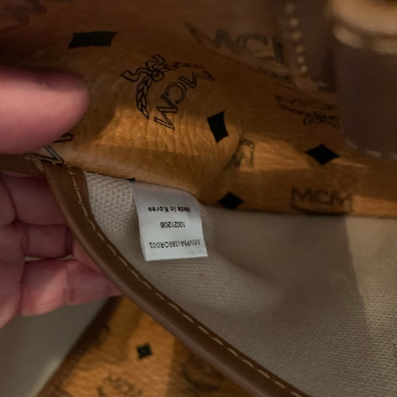 MCM shopper tote (medium) - Picture 6 of 8